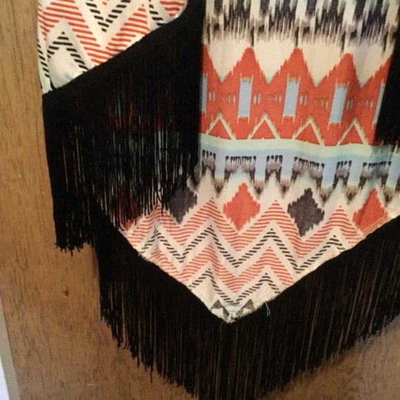 Aztec/western print open front sweater kimono style fringed - Picture 3 of 6